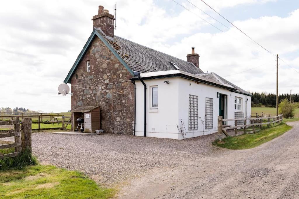 Blackhill Farm Cottage Perth Exterior photo