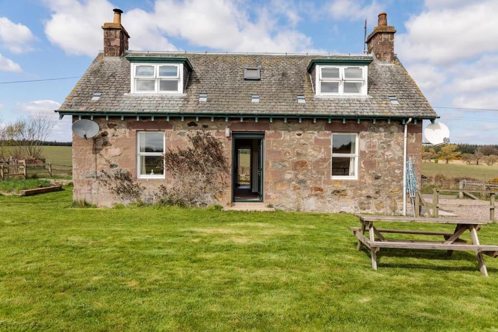 Blackhill Farm Cottage Perth Exterior photo